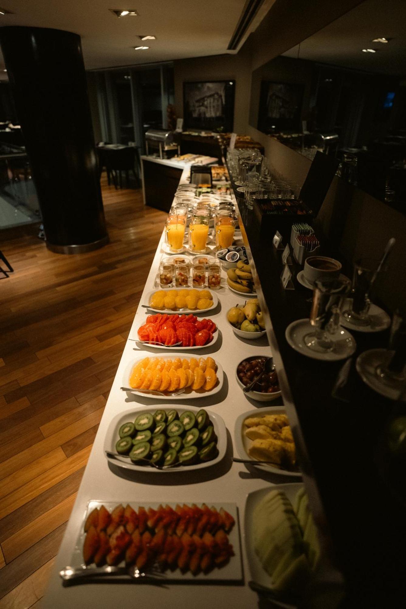 Yrigoyen 111 Hotel Кордоба Екстериор снимка